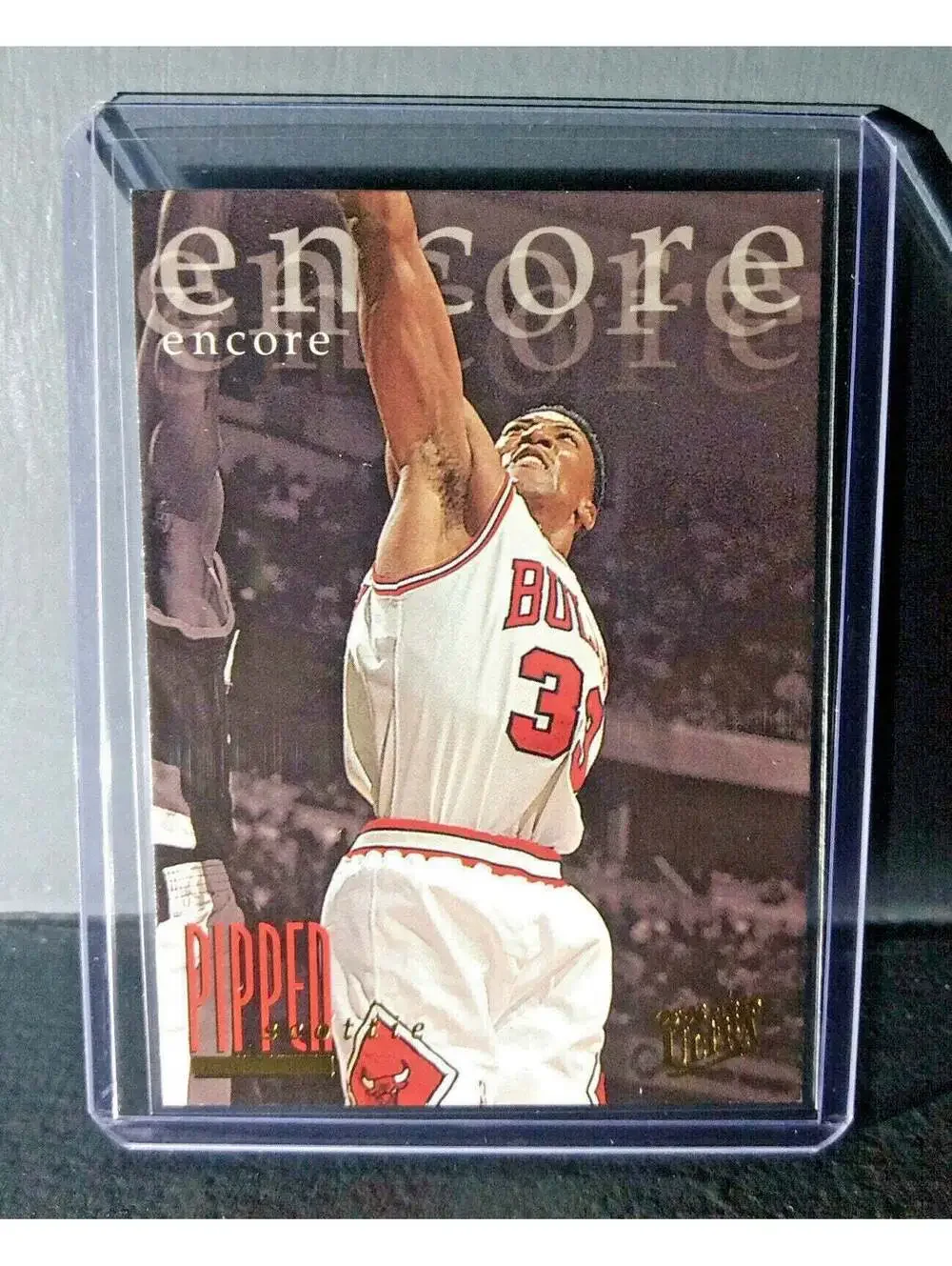 Scottie Pippen 1995-96 Fleer Ultra Encore #330 Basketball Card Chicago Bulls